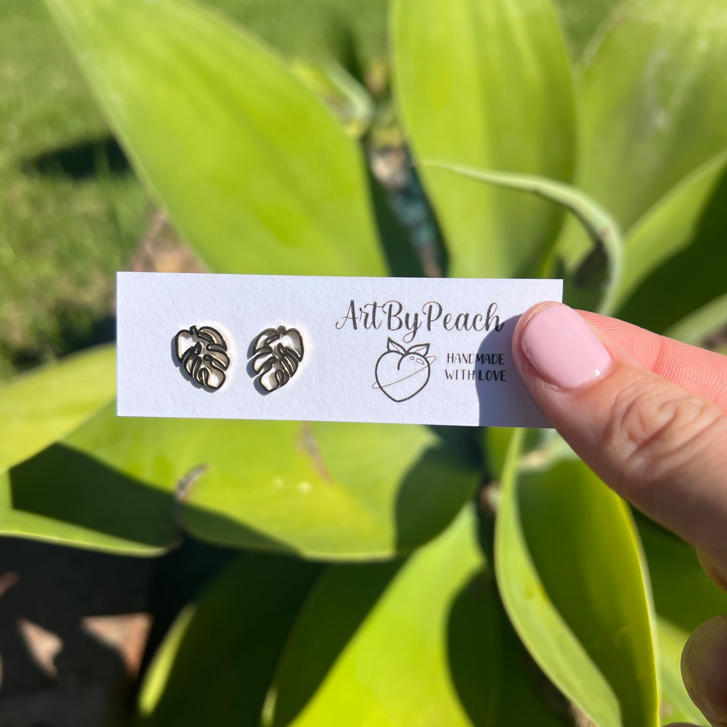 Line Art Monstera Studs Gold